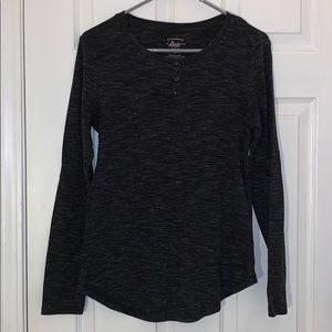 Black heathered long sleeve